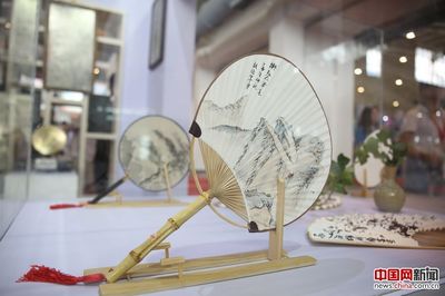 走馬文博會 文化創意產業展區展現中國民族特色
